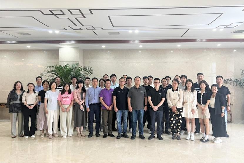 便于对照栏目动态与后续阅读
